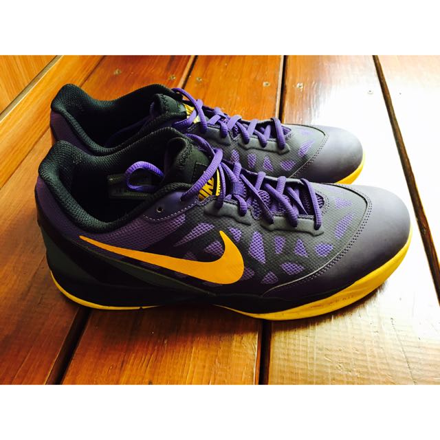 nike zoom attero 2