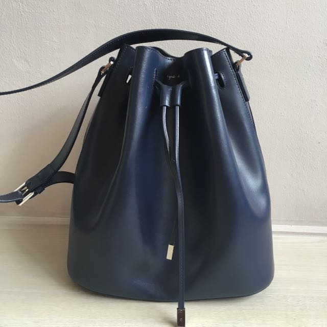 Agnes b bucket bag 2025