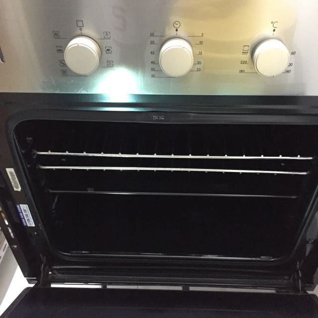 Ariston Builtin Oven, TV & Home Appliances, Kitchen Appliances, Ovens