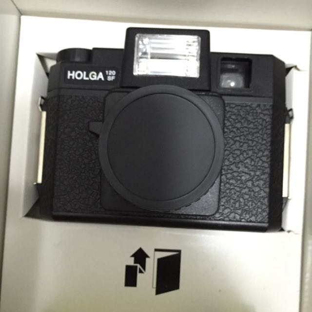Holga Flash Camera Starter Kit, Photography, Cameras on Carousell