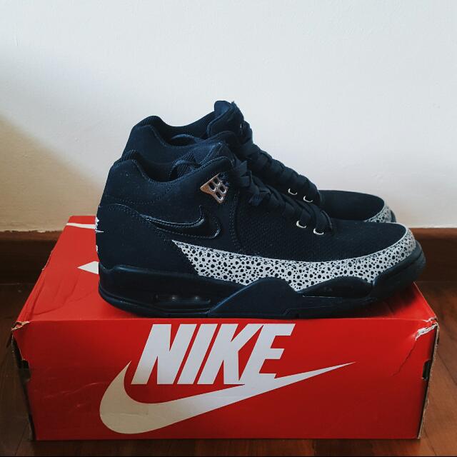 nike air flight squad qs