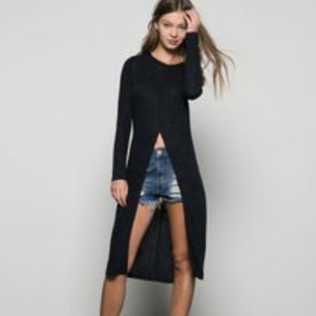 Middle shop slit tops