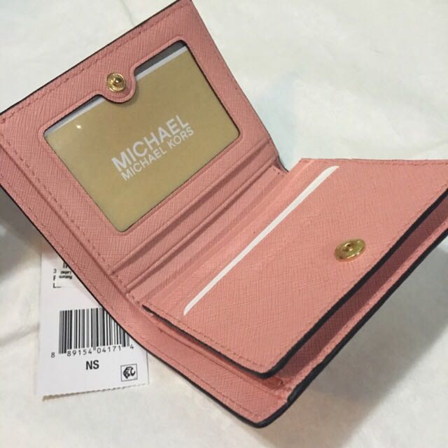 AUTHENTIC BRAND NEW Michael Kors Jet Set Travel Saffiano Leather Flap Card Holder STORE STYLE 32T4GTVF2L Pale Pink Luxury on Carousell