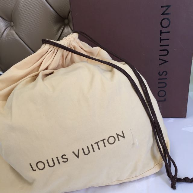Louis Vuitton LV Aviator Bag Orig $4750