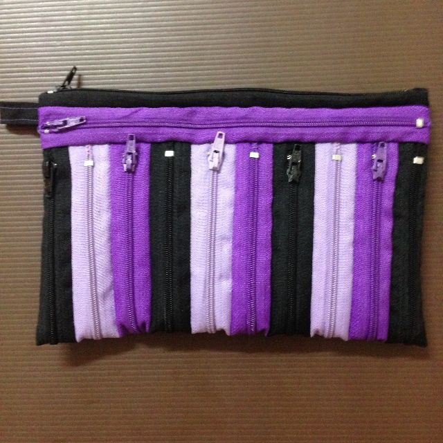 Multi Zip case, Hobbies & Toys, Stationery & Craft, Craft Supplies & Tools on Carousell