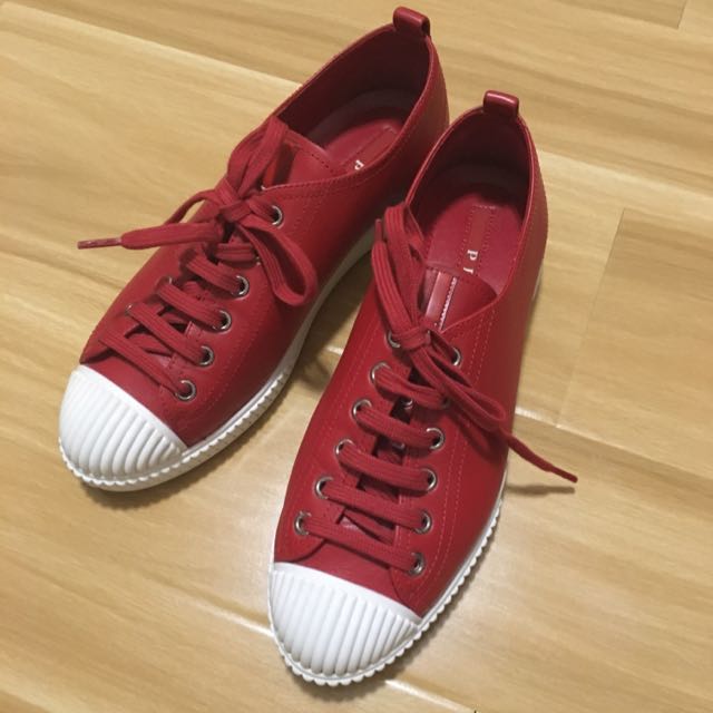 prada trainers red