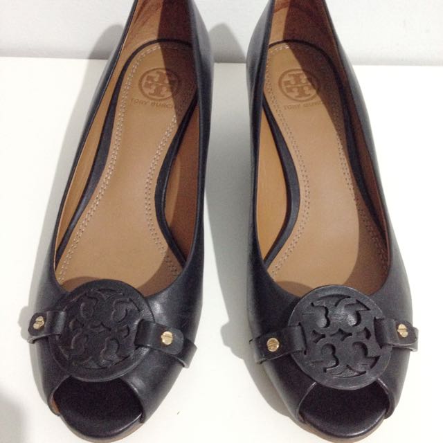 tory burch open toe pumps