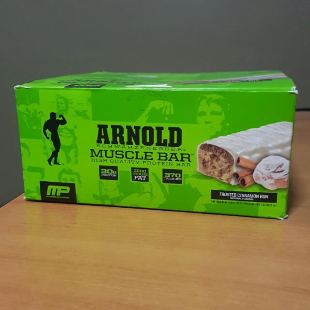 Arnold Series MUSCLE BAR ( HIGH QUALITY PROTEIN BAR), Health & Nutrition,  Health Supplements, Sports & Fitness Nutrition on Carousell