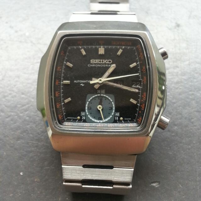 Seiko monaco tank clearance