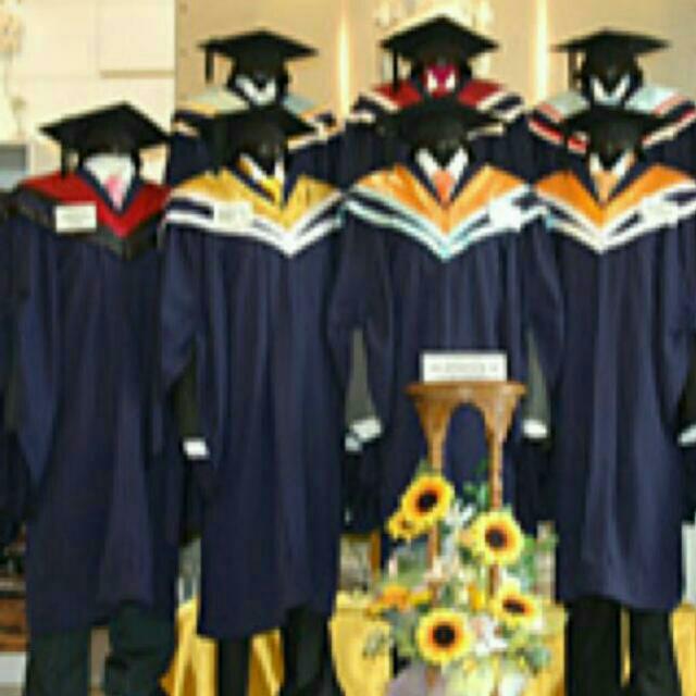 nus convocation gown