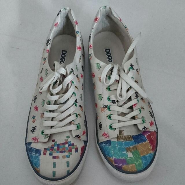 DoGo shoes /EUR43, Women's Fashion, Footwear, Sneakers on Carousell