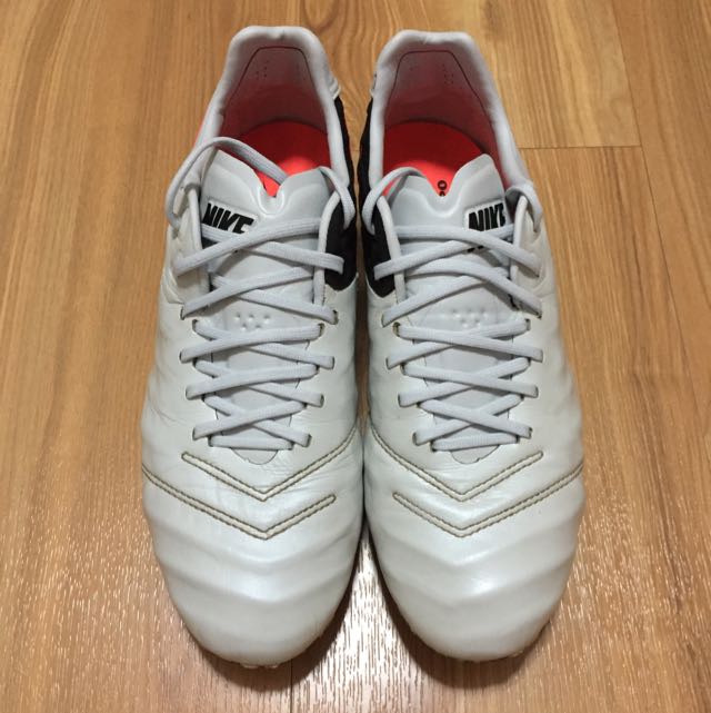 nike tiempo legend vi silver