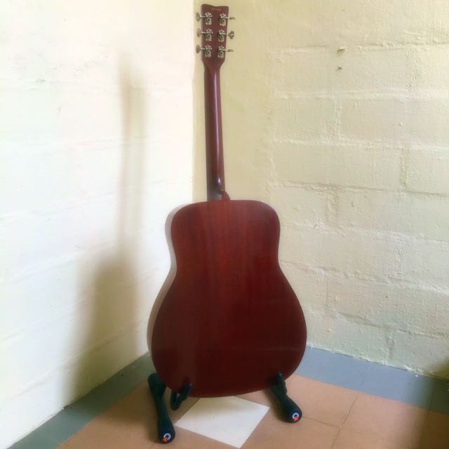 Yamaha FG-180 (1971), Hobbies & Toys, Music & Media, Music ...