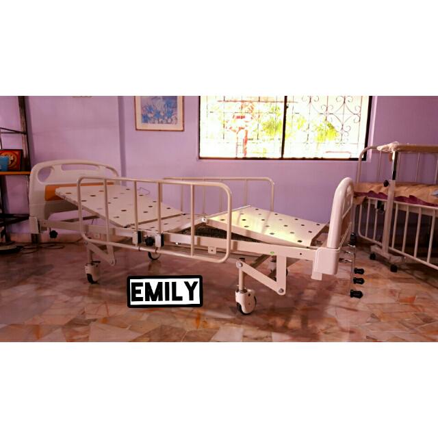 HiLo Double Fowler Hospital Bed [Medical Equipment], Furniture & Home