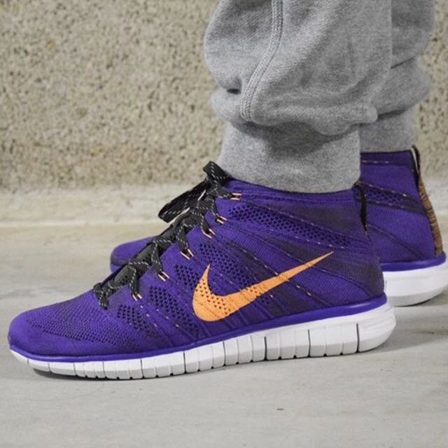 nike flyknit purple