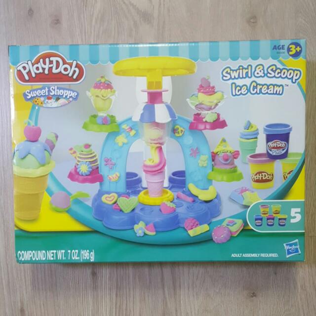 Play Doh Sweet Shoppe Swirl Scoop Ice Cream Set