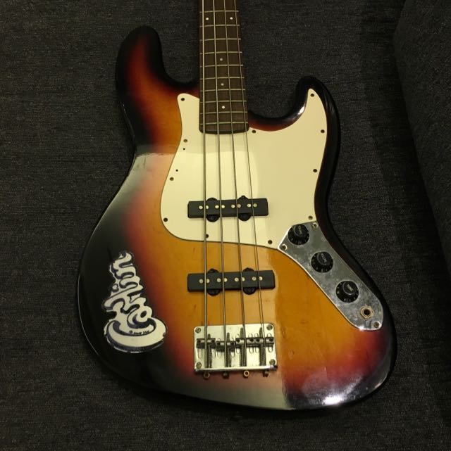 Samick Bass Guitar (made In Korea), Hobbies & Toys, Music & Media