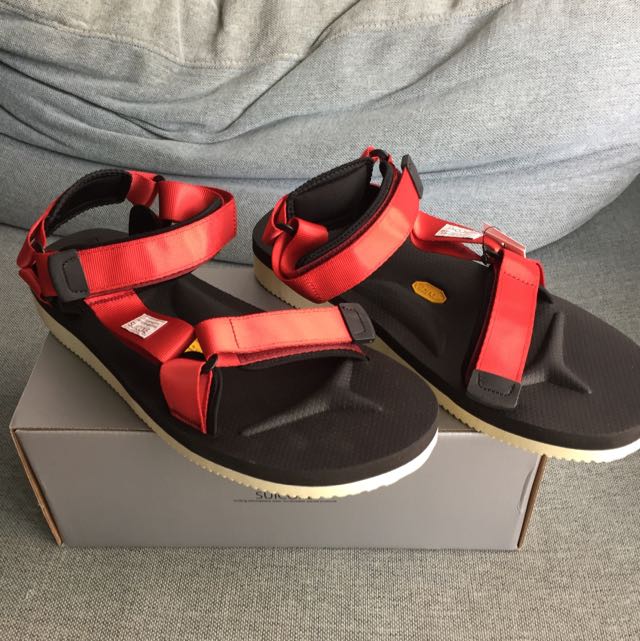 suicoke red