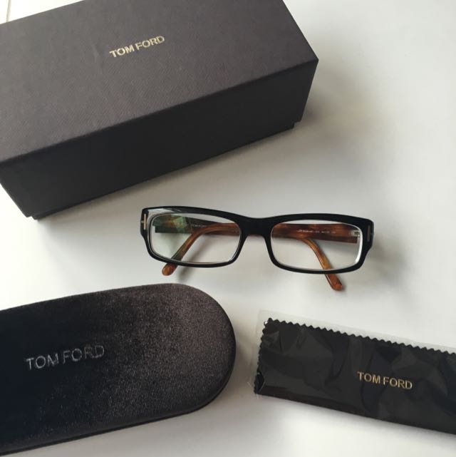 Tom Ford Spectacles TF5222 (AF005), Men's Fashion, Watches ...
