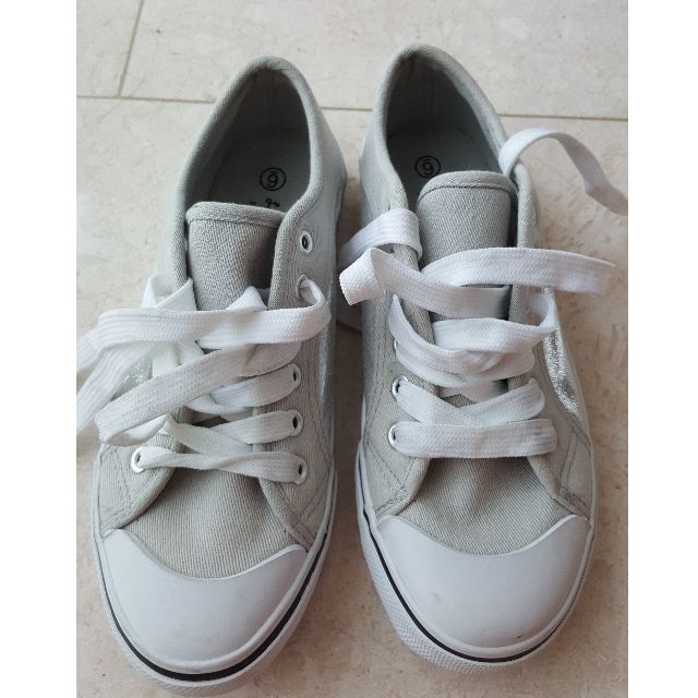 Casual shoes discount lee cooper