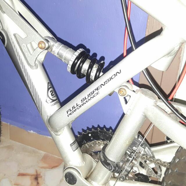 Mongoose Impasse Dual Sports Equipment Bicycles Parts Parts