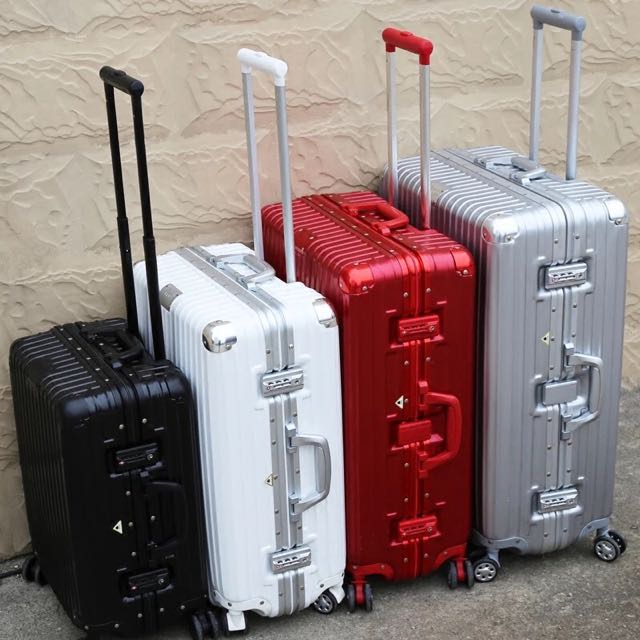 rimowa style suitcase