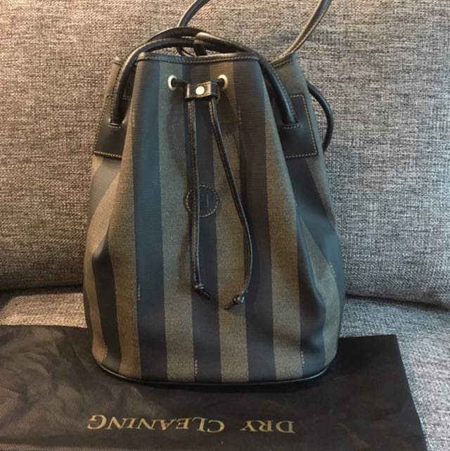 vintage fendi bucket bag