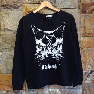 Black sweatshirt with cat graphic