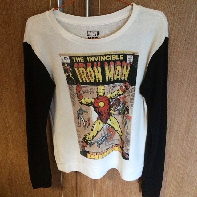 Marvel sweater store forever 21
