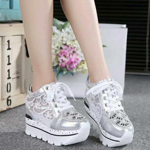 Lace HIGH Platform Shoes Brand New Not 