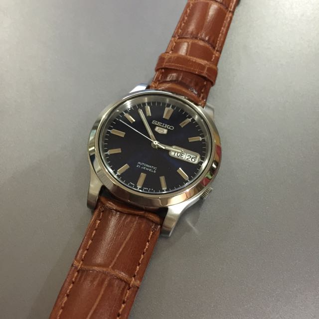 Seiko snk793 leather strap top