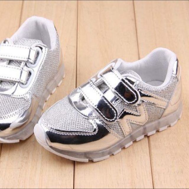 Kasut Budak Berlampu( Kids Lighting Shoe), Bayi & Kanak 