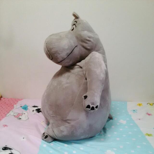 madagascar gloria soft toy