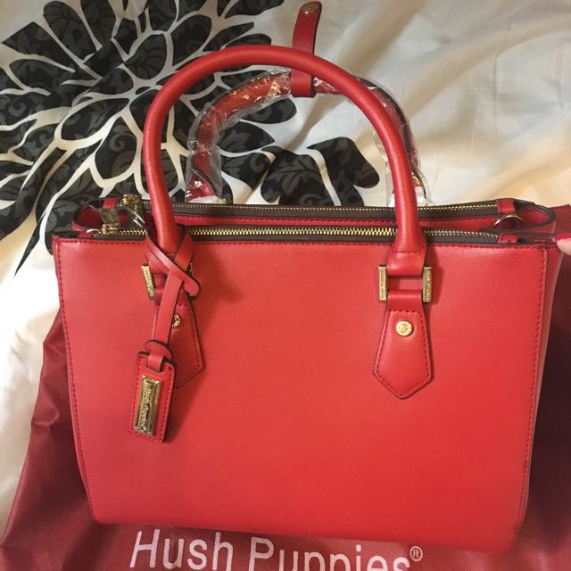 Hush Puppies Bag, Women's Fashion on Carousell