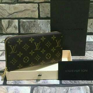 AAA quality Lv Box sling bag, Luxury, Bags & Wallets on Carousell