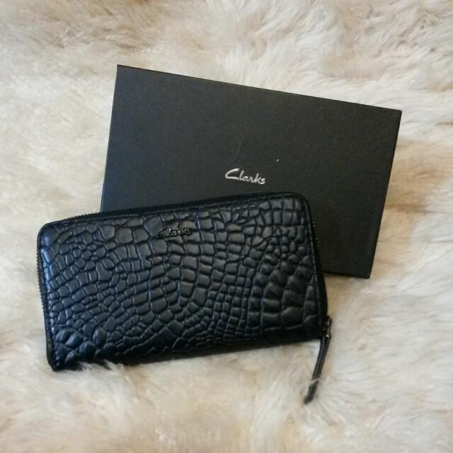 clarks wallet