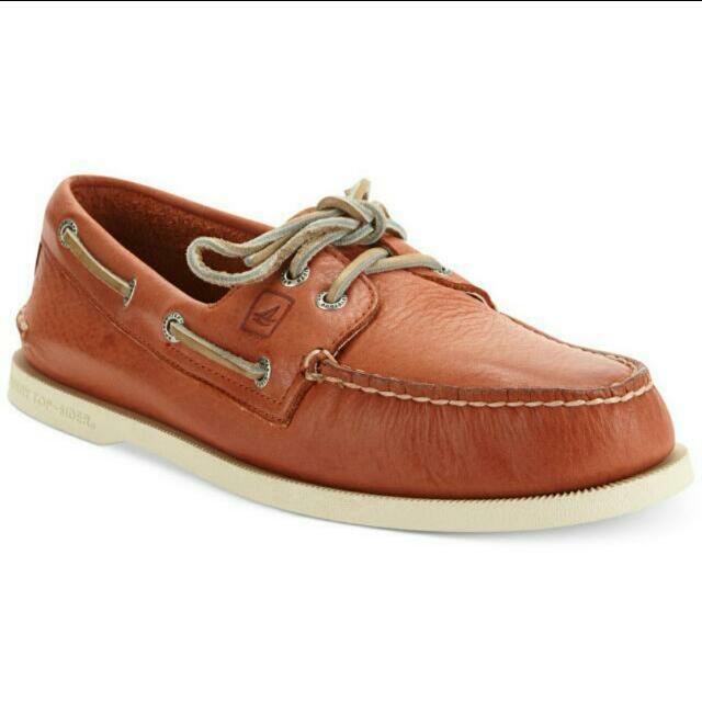 sperry moccasins