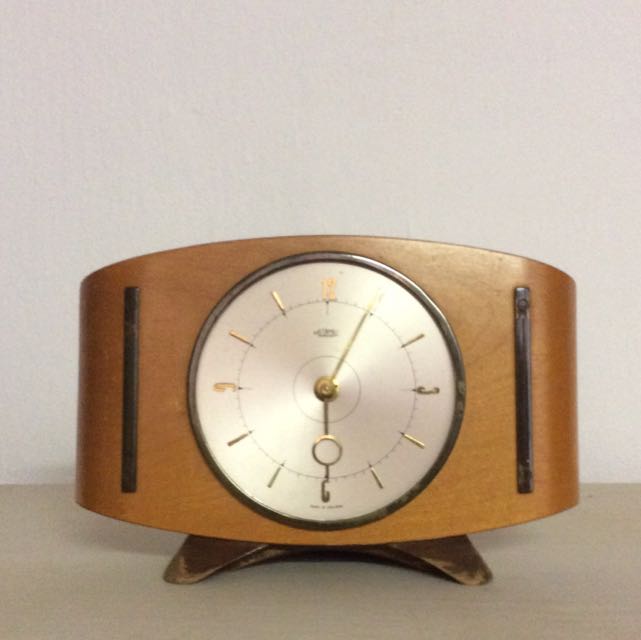 Vintage Desk Clock Collectibles On Carou Photo