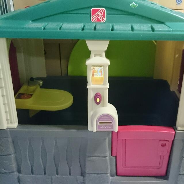 Step 2 Neat and Tidy Cottage Playhouse, Babies & Kids, Baby Nursery
