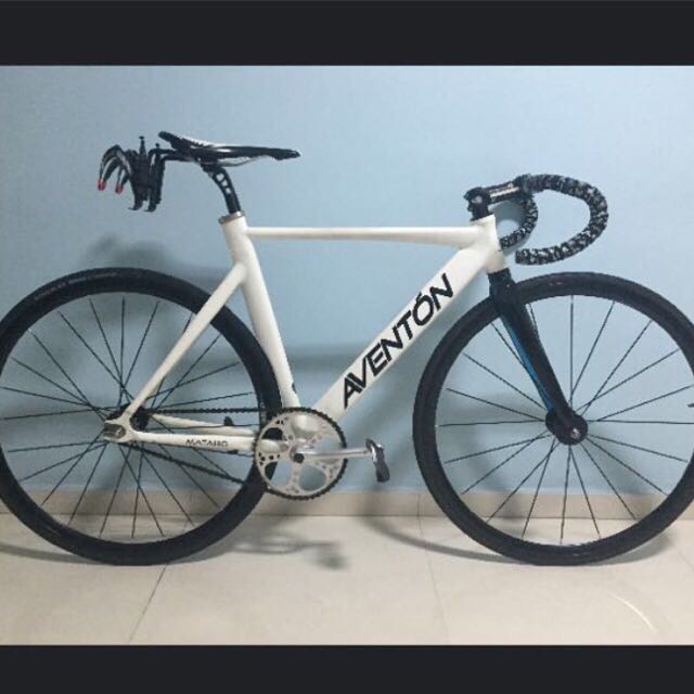 aventon mataro white