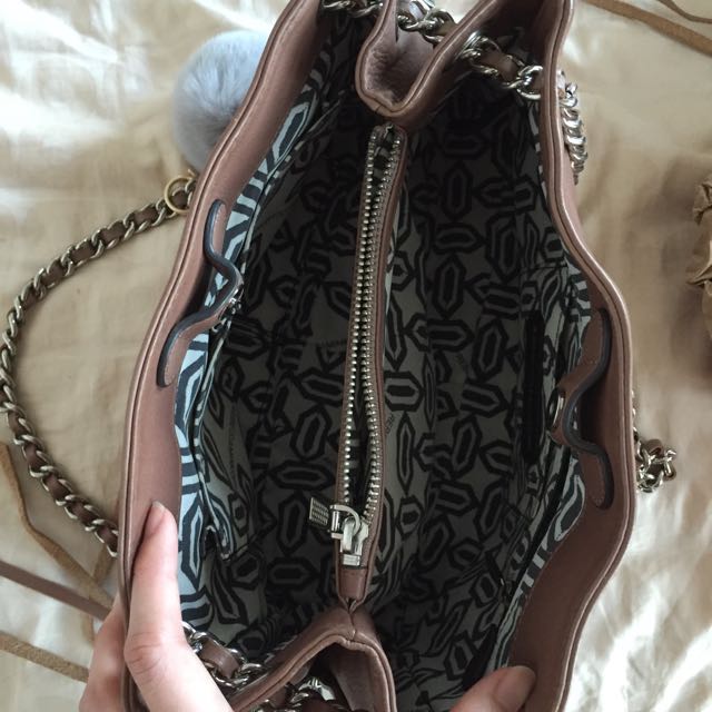 Rebecca minkoff swing bag hotsell