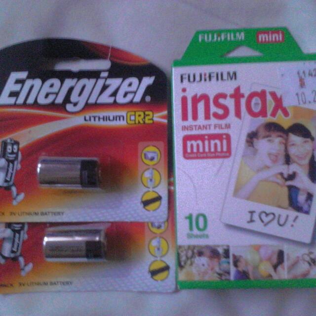 Fuji Polaroid Film and Batteries, Photography, Cameras on Carousell
