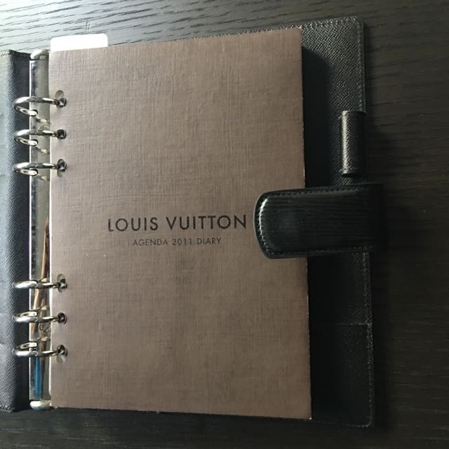 Louis Vuitton Epi Leather Large Ring Agenda Cover - Red Books, Stationery &  Pens, Decor & Accessories - LOU827751