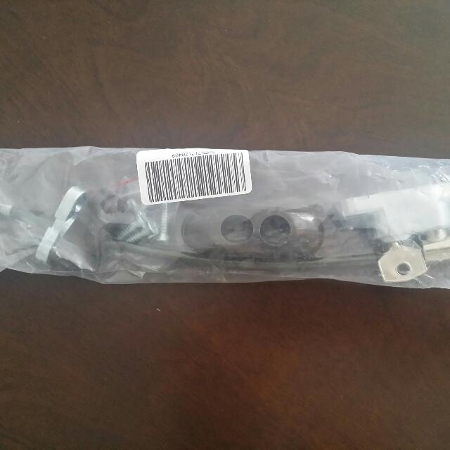 Cable Window Restrictor (Category: Other Home Furniture) located in Singapore. Submitted by johnny_sg60 (Listing ID 52395980, Image 3). Description: .