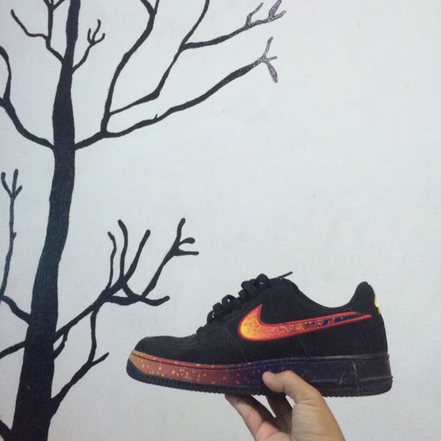 Nike Air Force 1 Low Asteroids