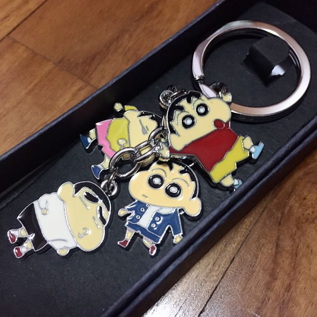 Shin chan metal keychain hotsell