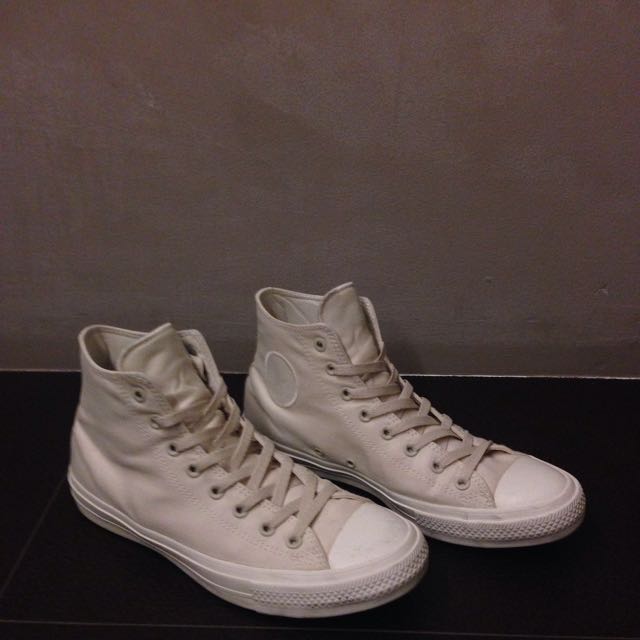 chuck taylor 2 parchment