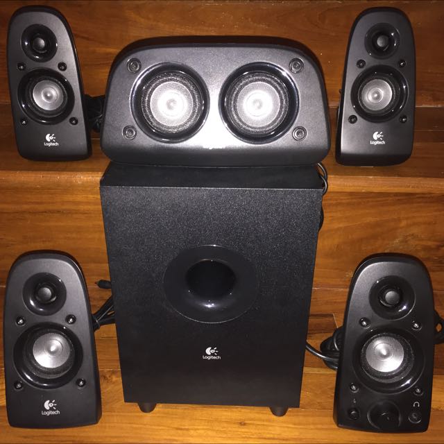 logitech z506 surround sound speakers
