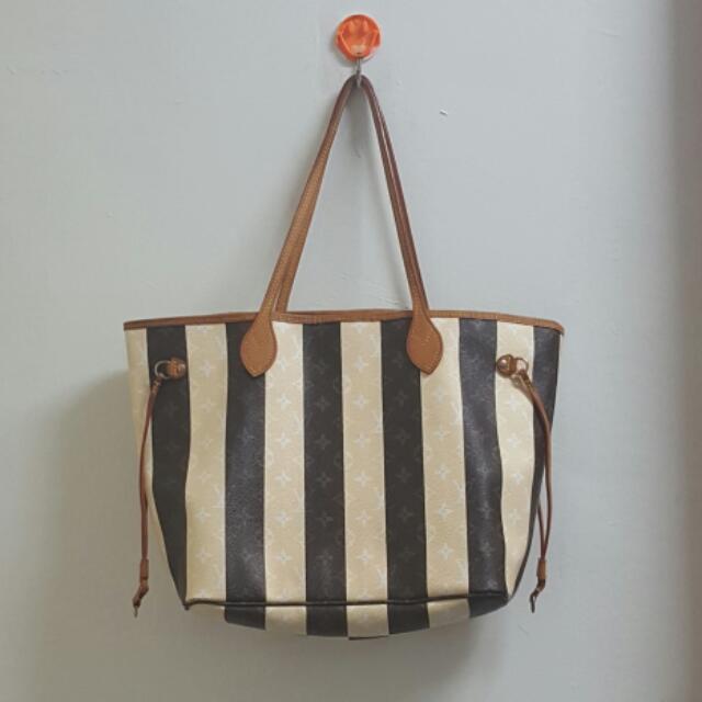 Lv rayures neverfull online