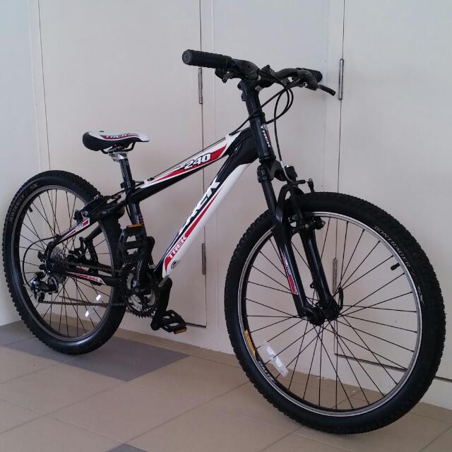 trek mt 240 mountain bike